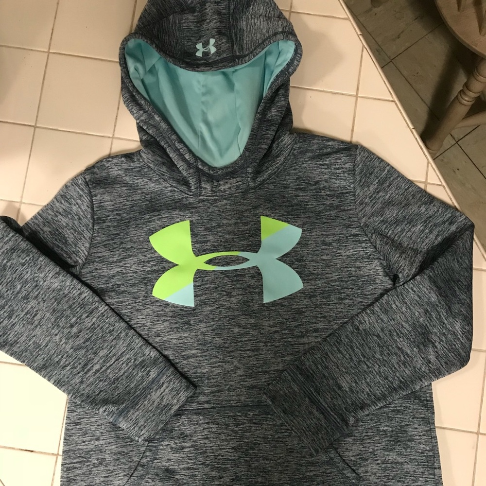 Girls XL Under Armour hoodie